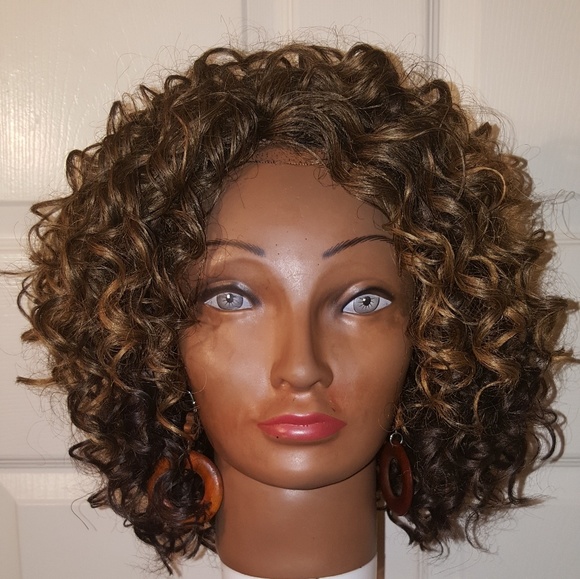 Other - New Hand-made Presto Curl Crochet Wig #Ombre 27/4